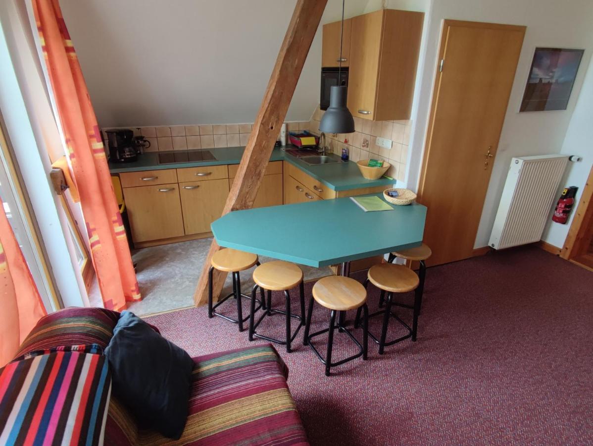 Five Oaks - Rote Wohnung Hohenkirchen  Экстерьер фото