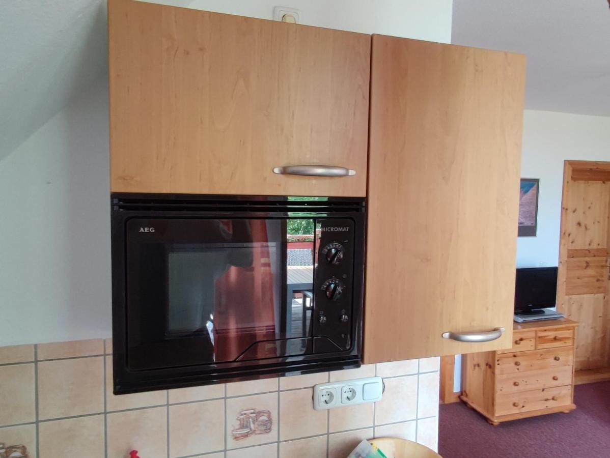 Five Oaks - Rote Wohnung Hohenkirchen  Экстерьер фото